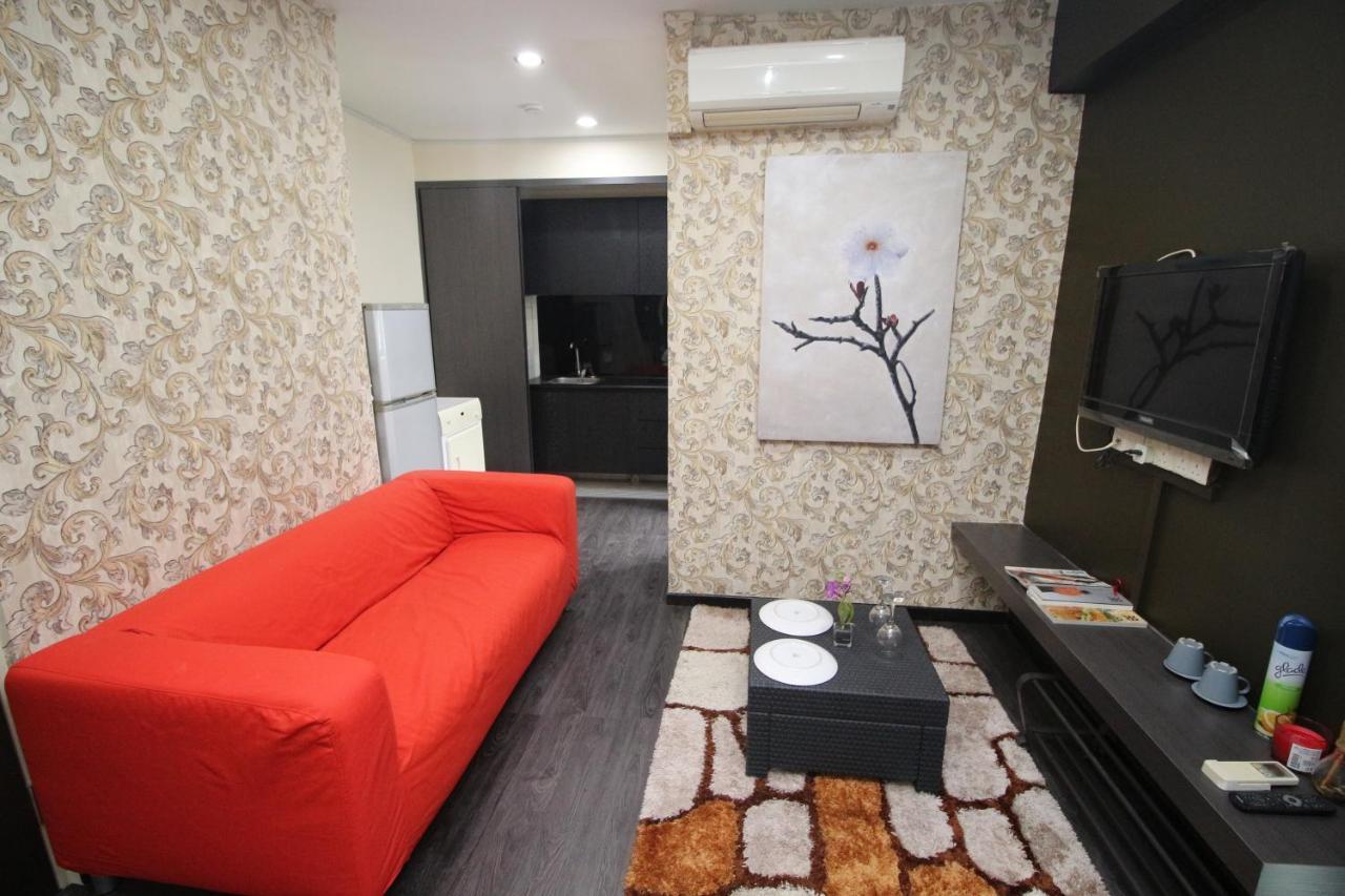 Jjh Serviced Apartments Near Serangoon Mrt Singapore Exterior foto