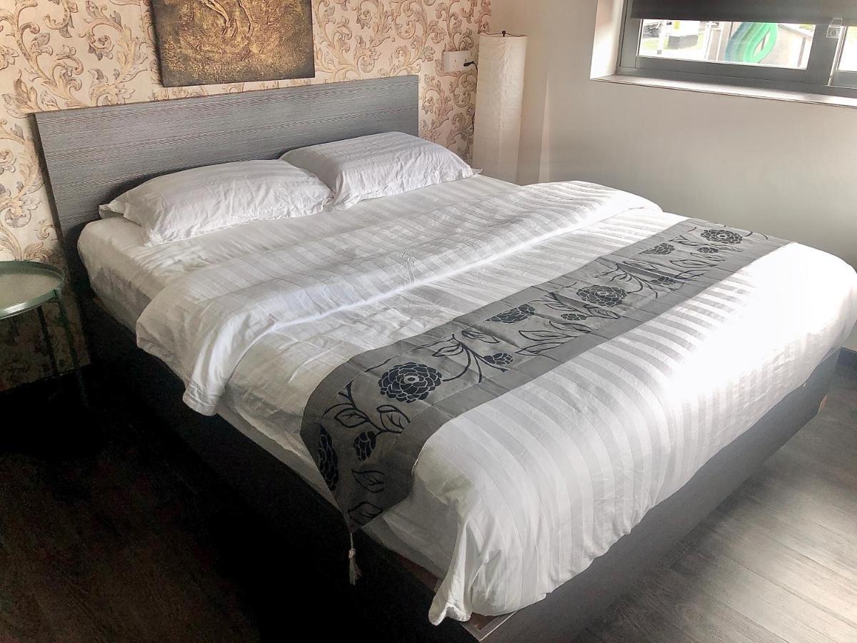 Jjh Serviced Apartments Near Serangoon Mrt Singapore Exterior foto
